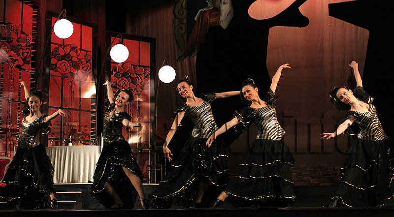 Оперета Оперета