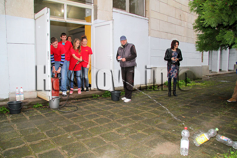 Състезанието Състезанието