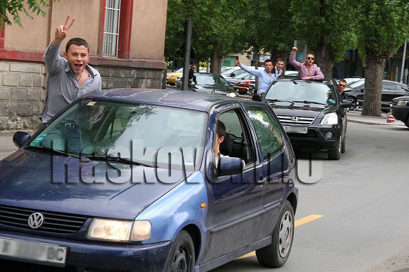 Абитуриенти Абитуриенти