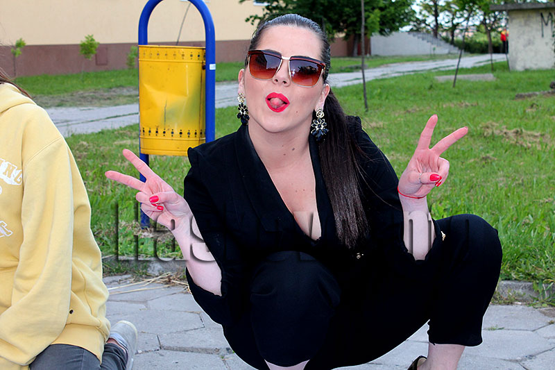 Езикова Езикова