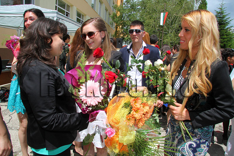 Зрелостници Зрелостници