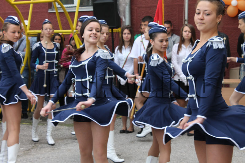 Зрелостници Зрелостници