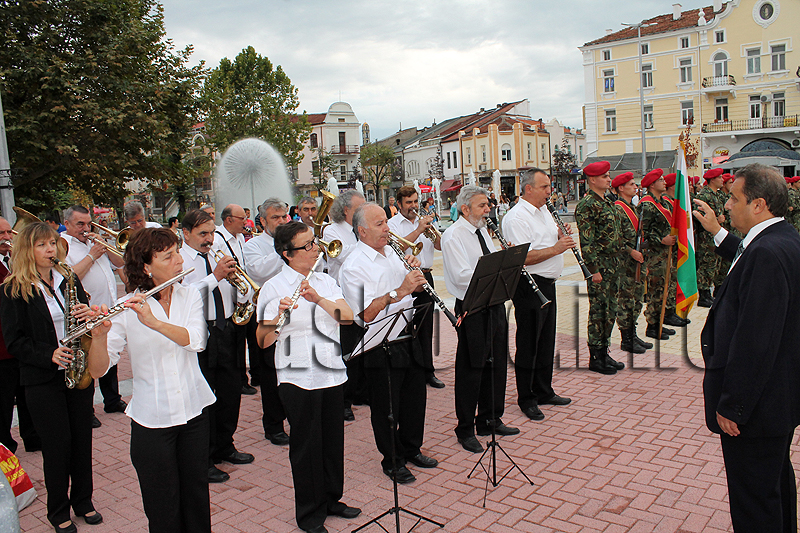 Съединение