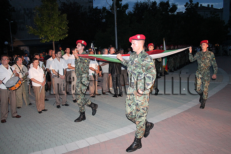 Празник