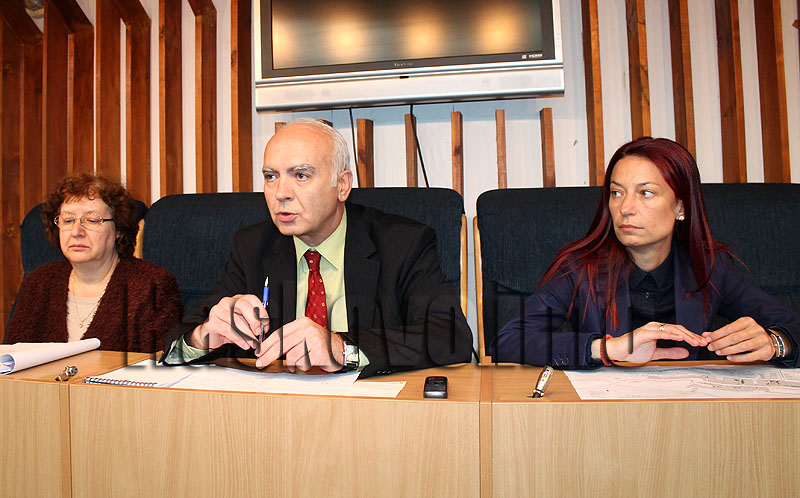 Строителство