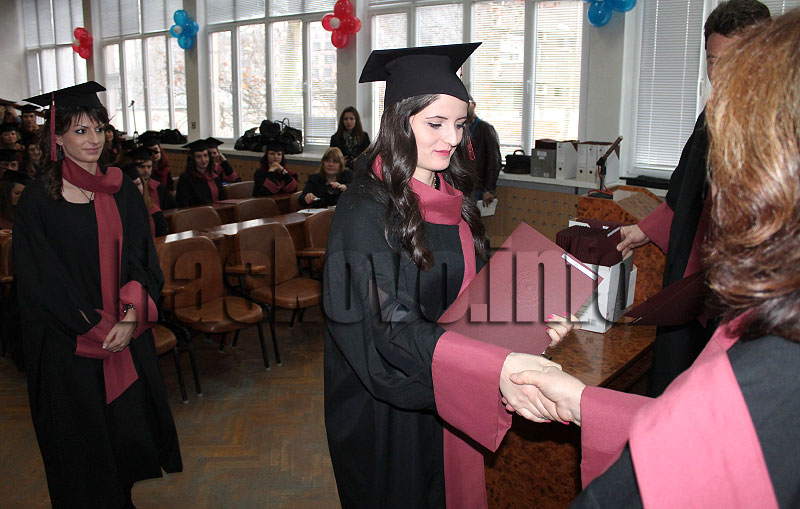 Дипломиране Дипломиране