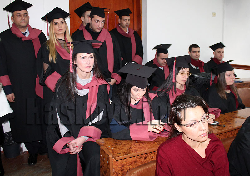 Дипломиране Дипломиране