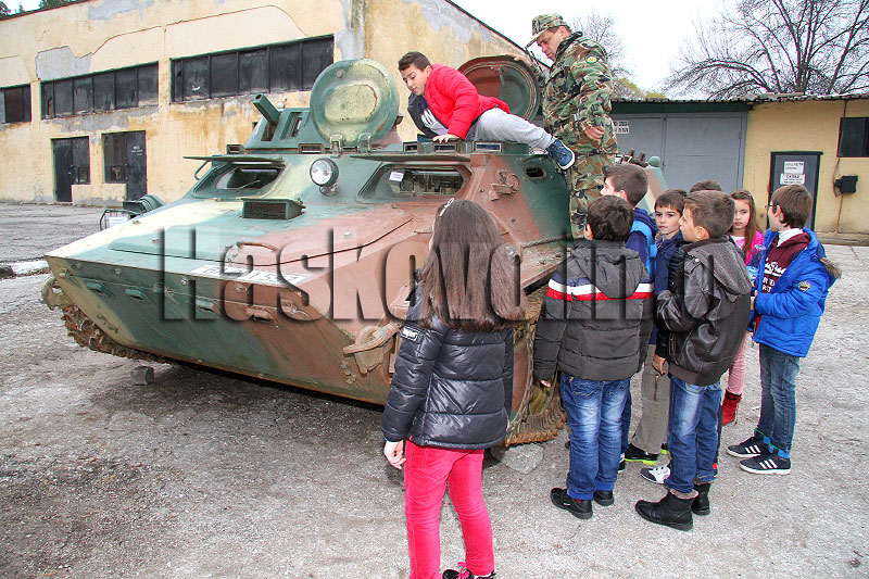 Поделение Поделение