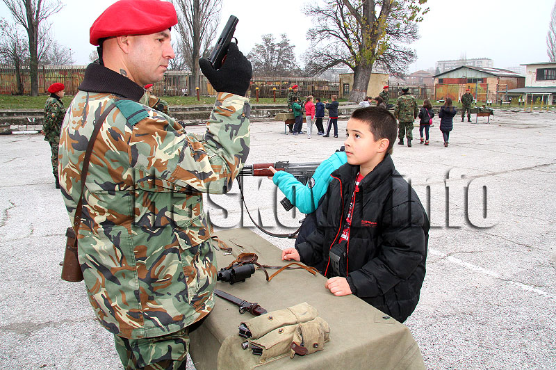 Поделение Поделение