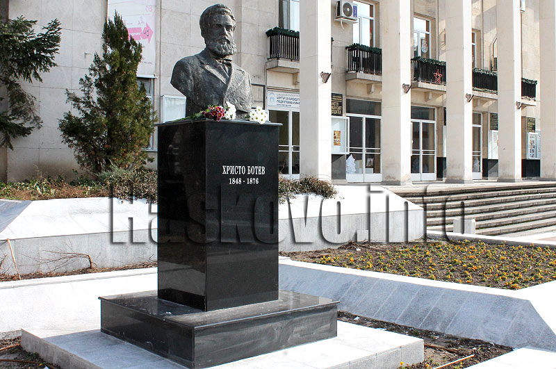 Паметник