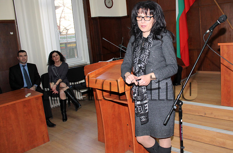 Езикова