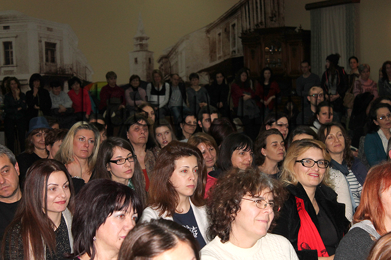 Премиера Премиера