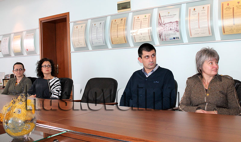 Договори Договори