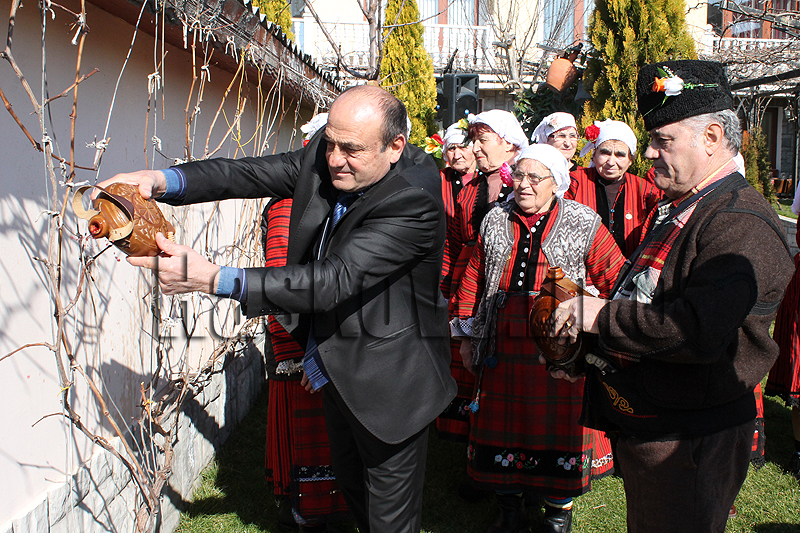 Празник Празник