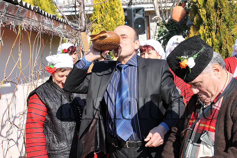 Празник Празник