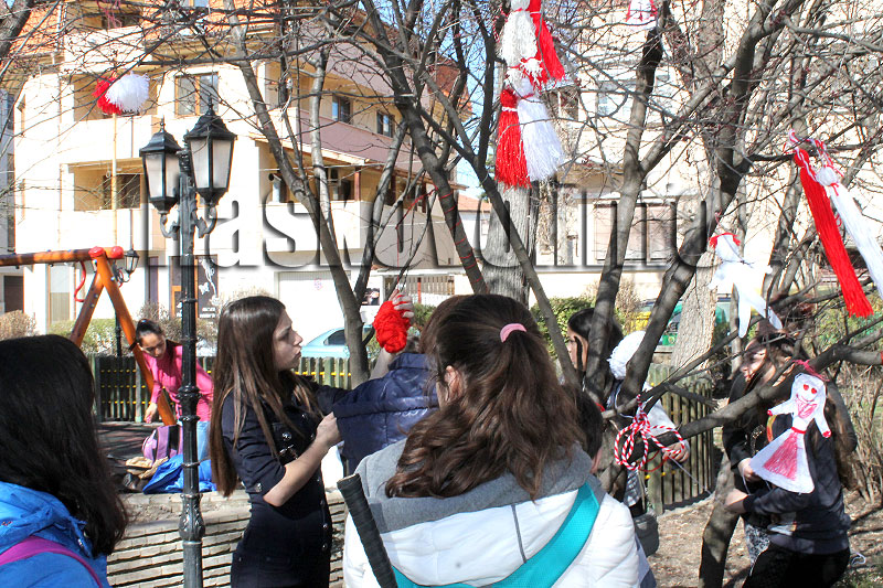 Мартеници Мартеници