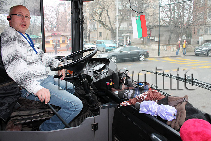 Автобуси