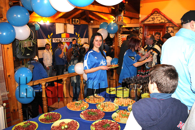 Фенове Фенове