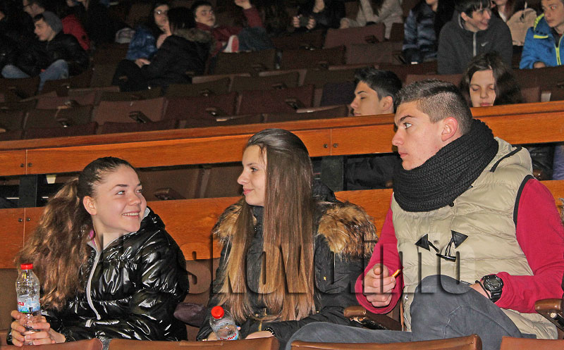 Надиграване