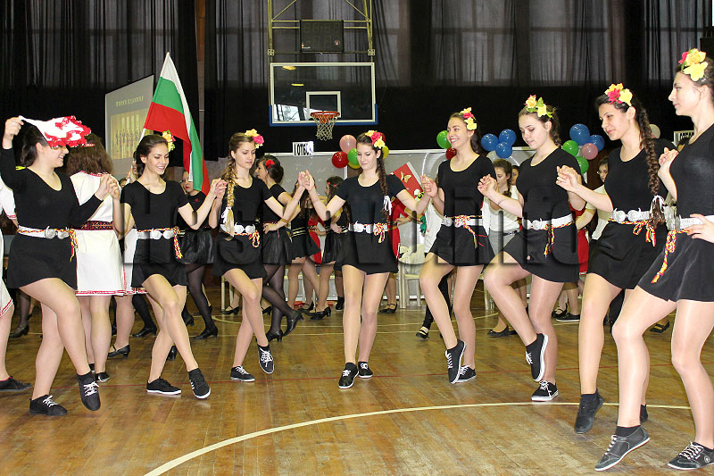 Надиграване