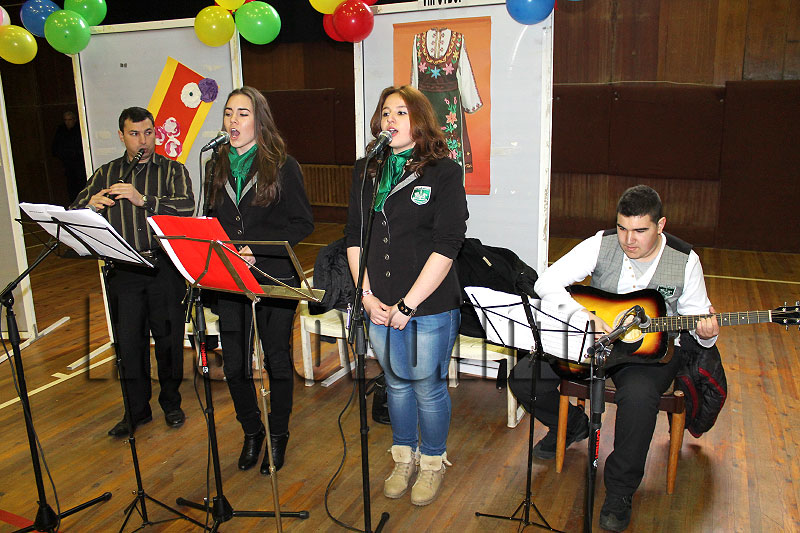 Надиграване