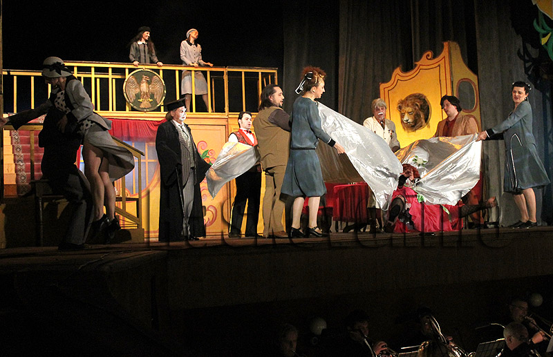 Опера Опера