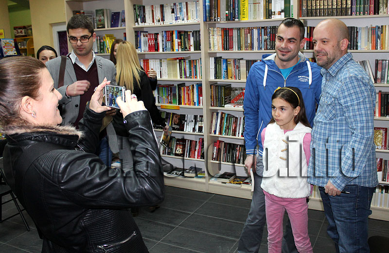 Книга Книга