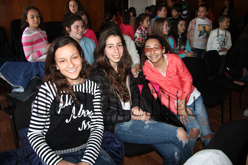 Награди Награди