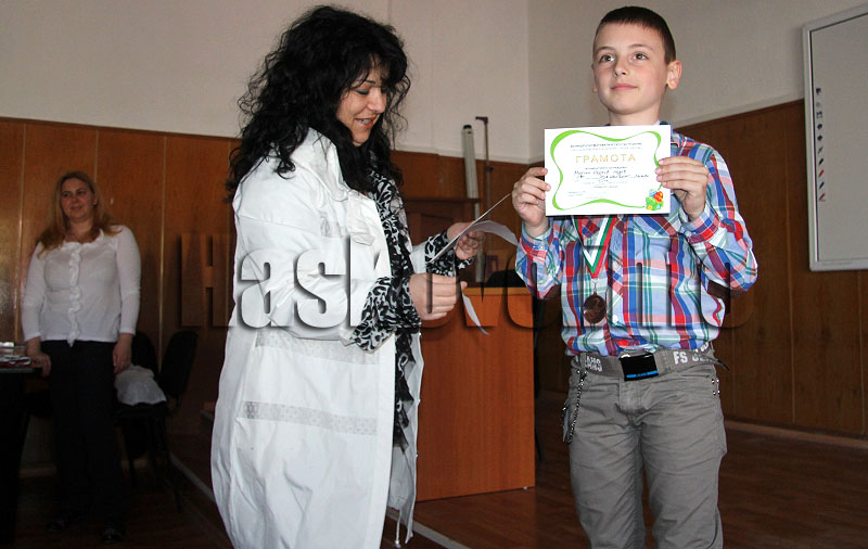 Награди Награди