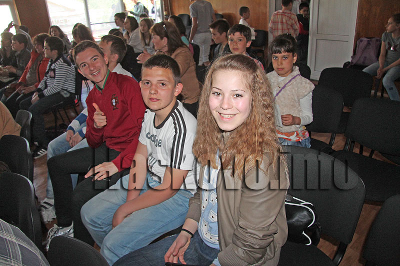 Награди Награди