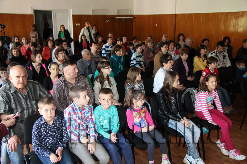 Награди Награди