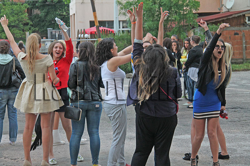 Абитуриенти Абитуриенти