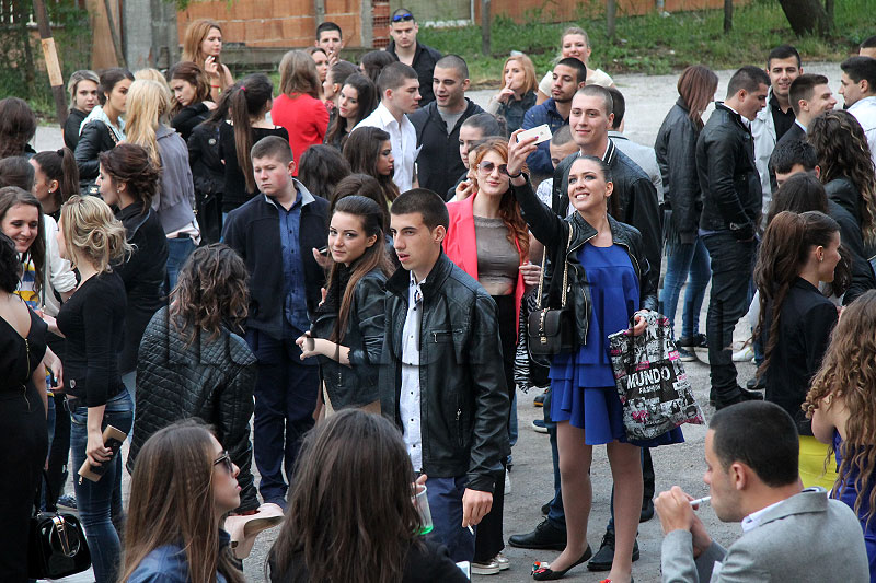 Абитуриенти Абитуриенти