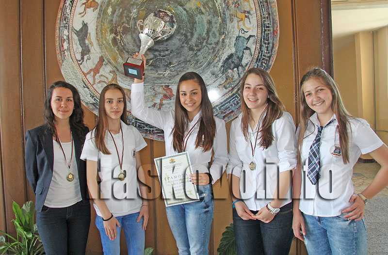 Отбор, архив