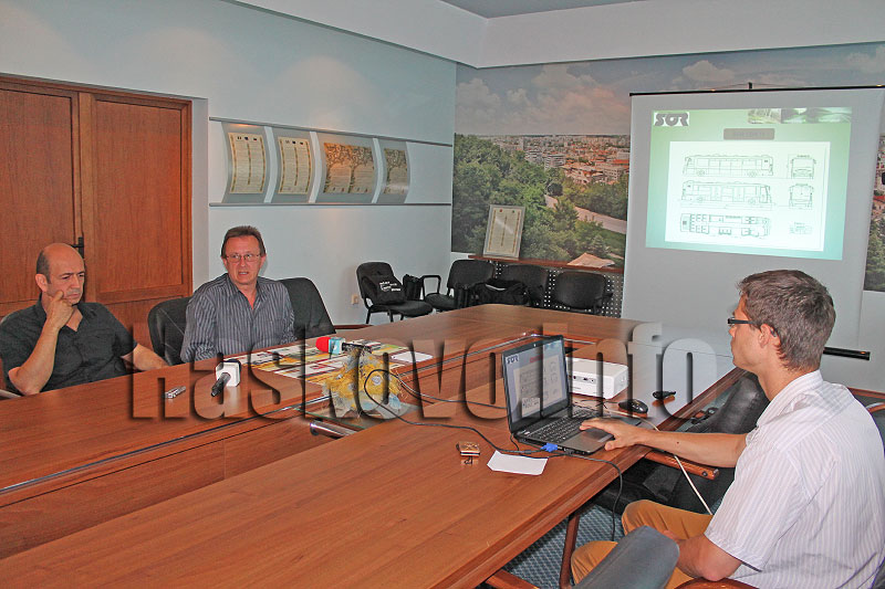 Електробус