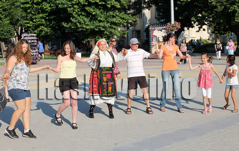 Празник Празник