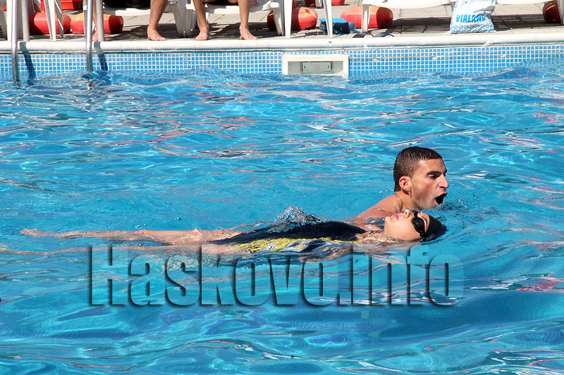 Спасители Спасители