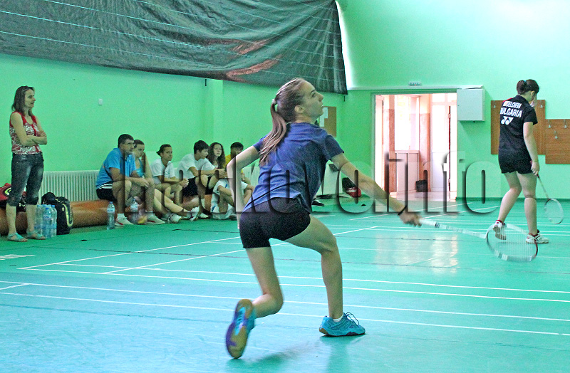 Бадминтонистки Бадминтонистки