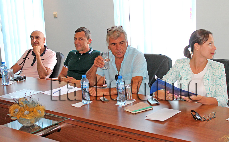 Консултации