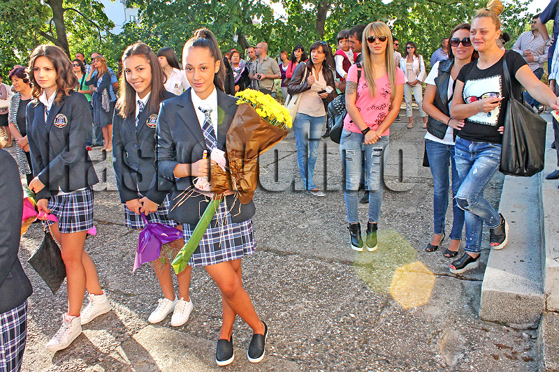 Училища Училища