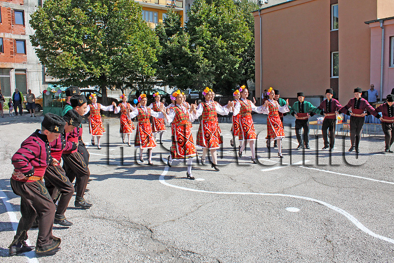 Празник Празник