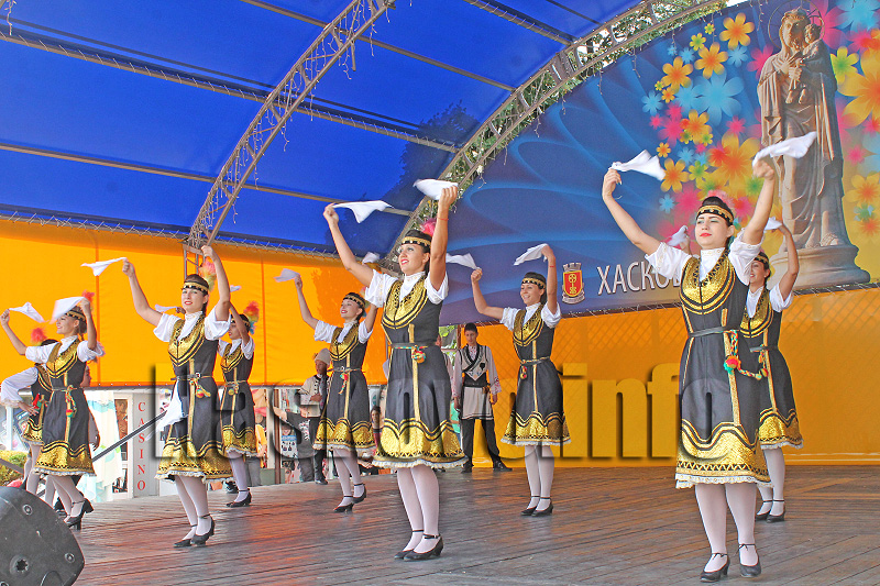 Празник Празник