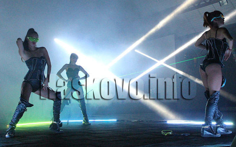 Празник Празник