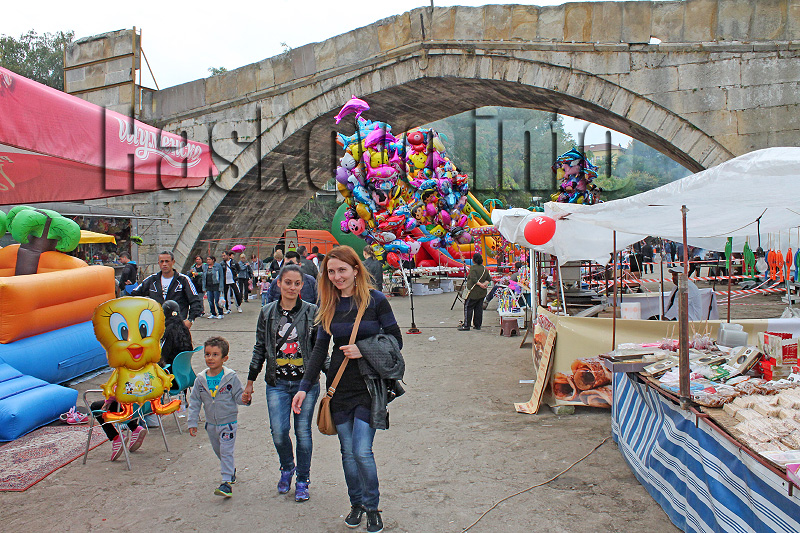 Борби Борби