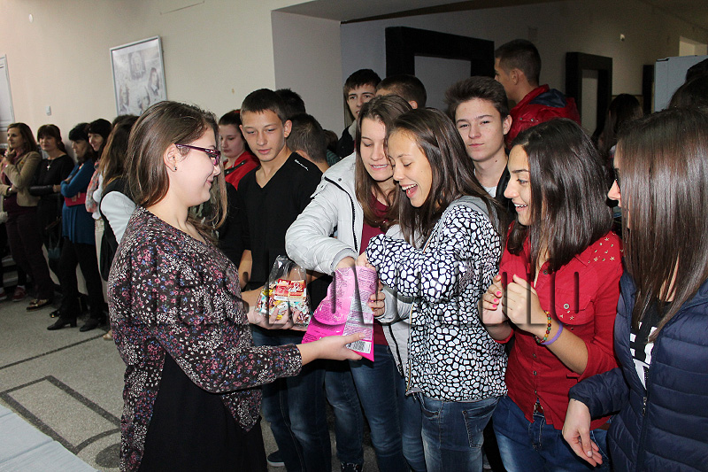 Доброволци Доброволци