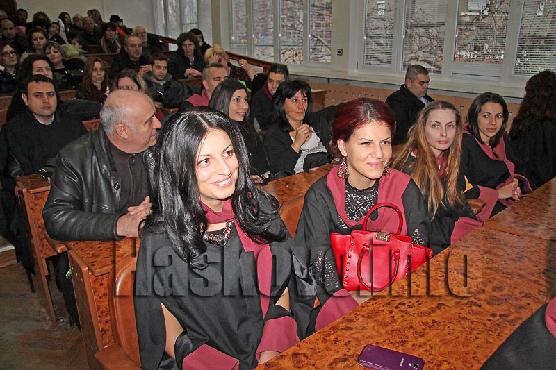 Дипломиране