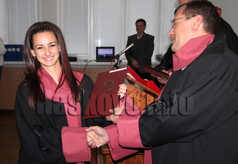 Дипломиране Дипломиране