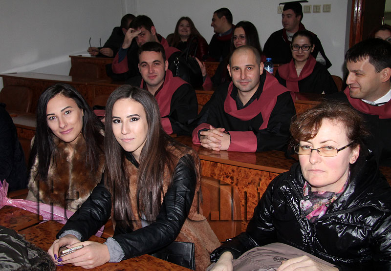 Дипломиране Дипломиране