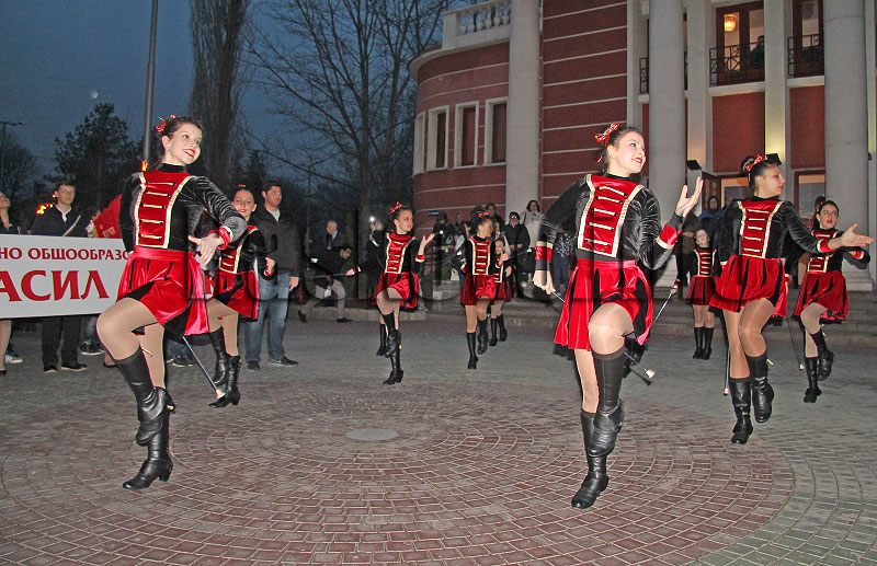 Празник Празник