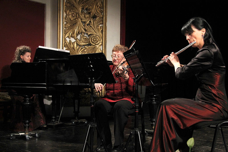 Награди Награди